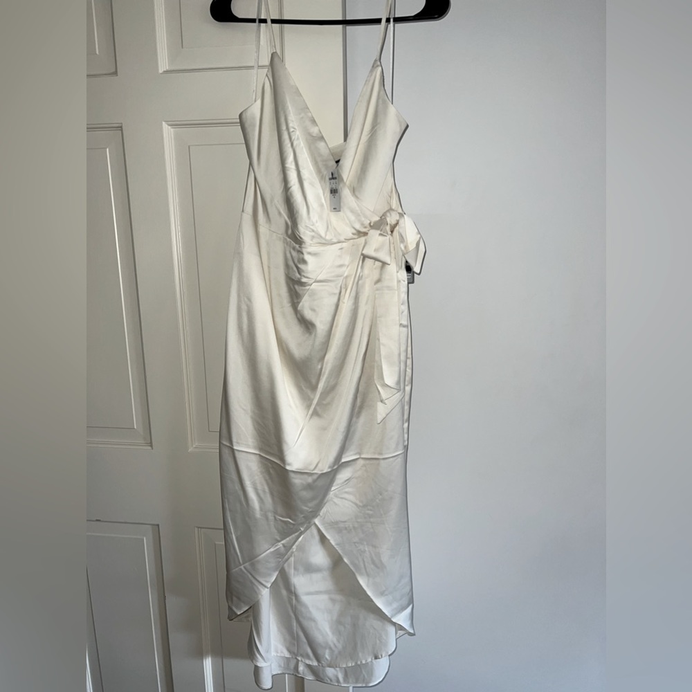 **NWT** High-low dress